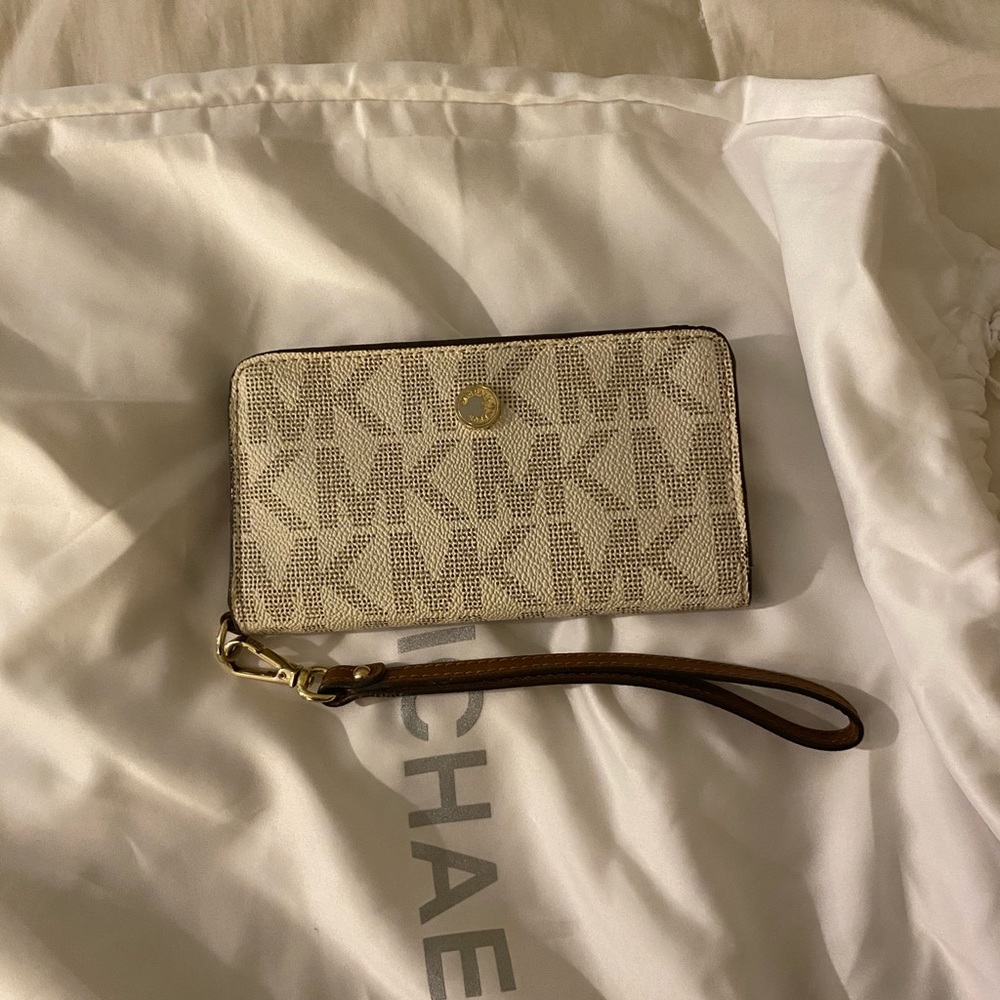 Matching taupe and cream MK wallet
